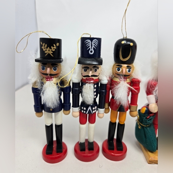 Christmas Nutcracker Tree Ornament 3 Soldier 1 Santa 2 Golfers 1 King Wooden 5in - Picture 3 of 10